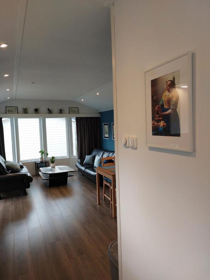 Modern En Chic Chalet Tot 4 Personen Op De Veluwe Recreatiepark De Oude Driest Putten Exterior photo